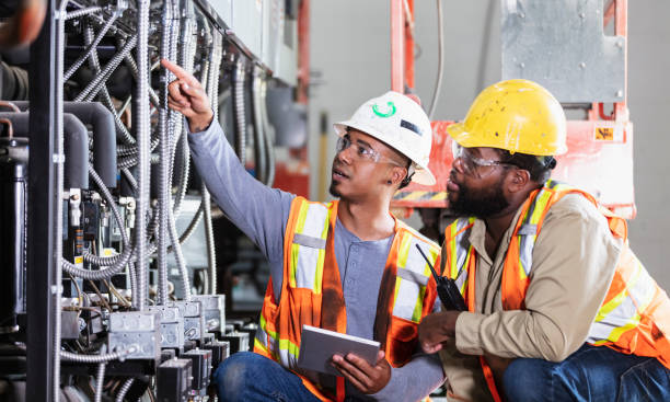 Best Emergency Electrician Near Me  in Calcutta, OH